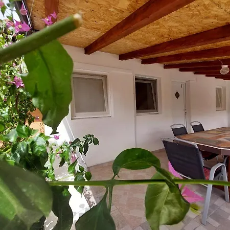 Апартаменты Sofija Вир